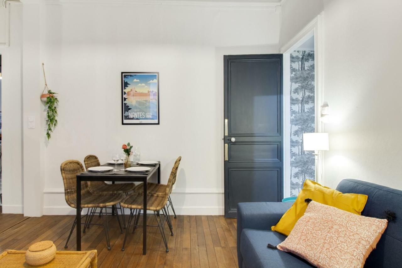 Sous Le Cedre - Au Coeur De Nantes Apartment Exterior photo